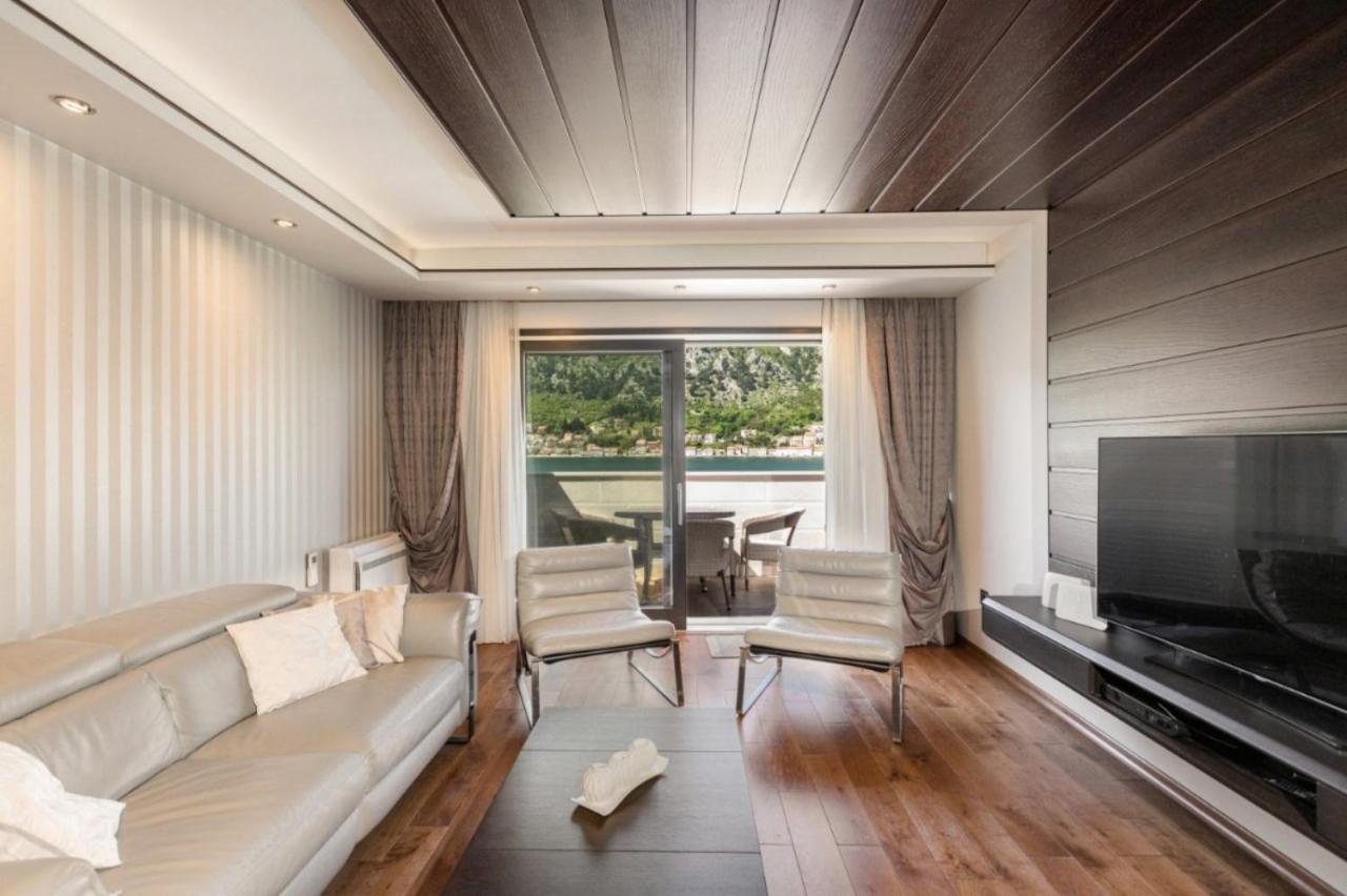 Otasevic Family Sea View Apartment Kotor Ngoại thất bức ảnh